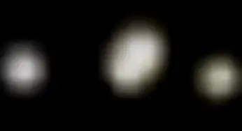 Mysterious lights over Aljezur, Portugal 6-Oct-2011