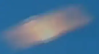 UFO caught in tape over Mount Hermon, Israel 2012