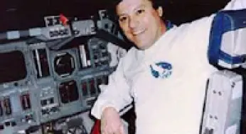 Former Top NASA Shuttle Astronaut Disclosed Aliens and UFOs Are Real