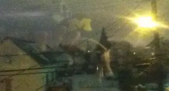 Huge flying saucer photographed over Hamtramck, Michigan 15-Jan-2014