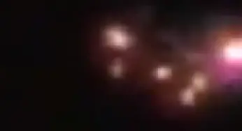 Strange UFO hovering above Oregon – 2014