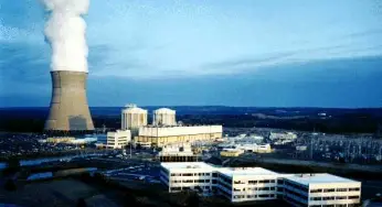 UFO Hovers Above Arkansas Nuclear Plant and Angel Hair Falls From The Sky In Portugal