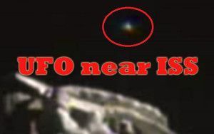 UFO Hovering within ISS Sight as it Orbits Earth • Latest UFO Sightings