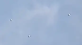 Daytime UFO activity over Evora, Portugal 13-Apr-2016
