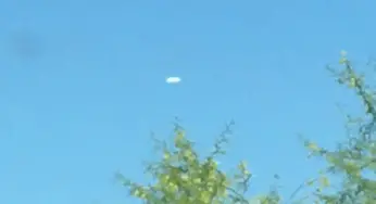 GREAT CATCH! Daytime UFO video – Palm Springs, California 24-Apr-2019