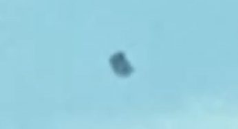 Daytime UFO sighting over Newtown Square, PA 28-Oct-2021