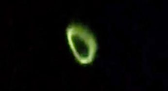Incredible shape-shifting UFO spotted
